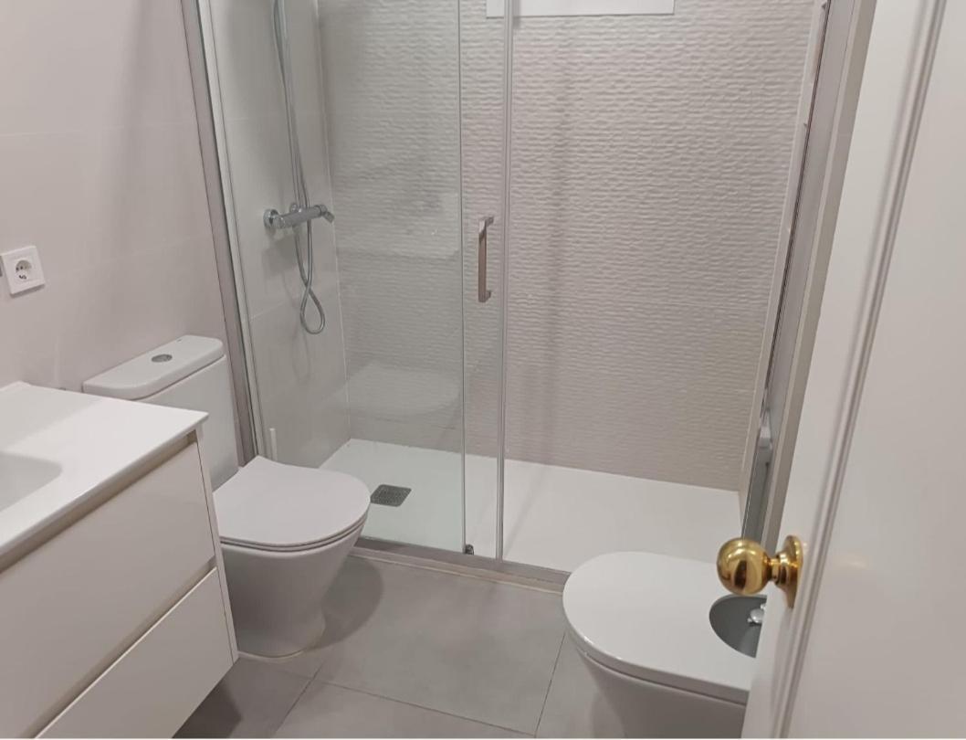 Apartamentos Peregrinos 埃尔罗西奥 外观 照片